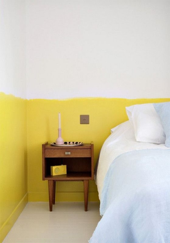 kamar tidur dengan warna cat kuning