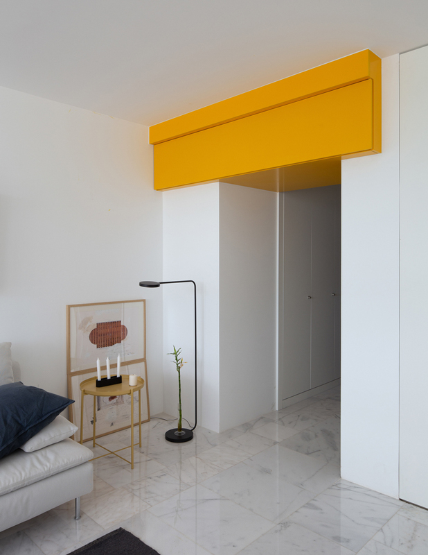 Cerahkan Apartemen Minimalis 30m2 Pakai Warna Kuning / Alexander Bogorodskiy / Corpo Atelier 4