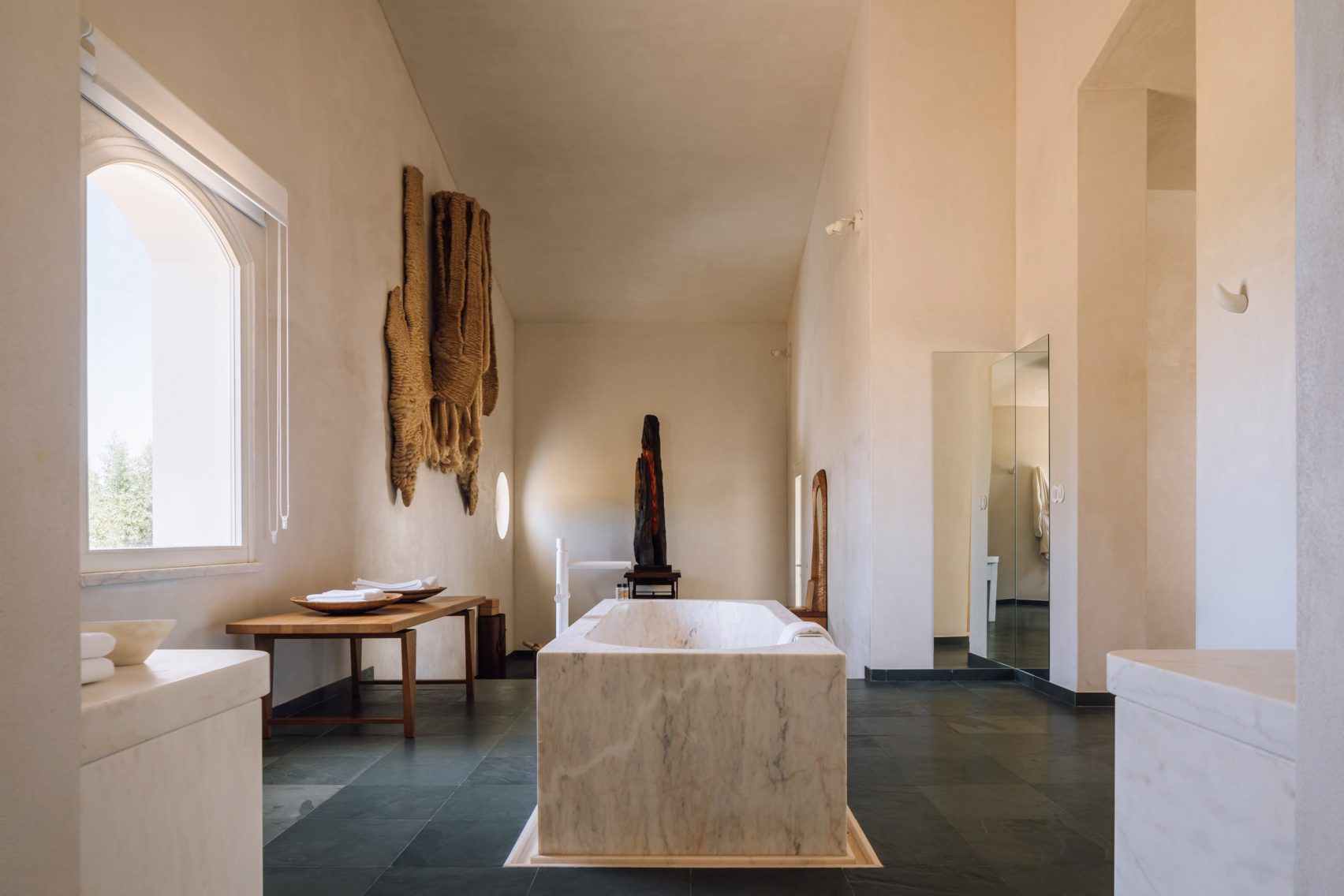 desain kamar mandi hotel