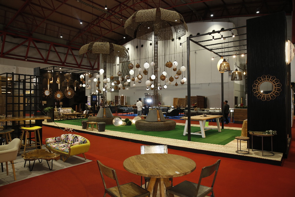 business lounge yang didukung oleh indonesia furniture & craft promotion forum (ifpf) / casa indonesia