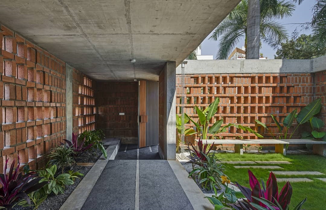 Apa Itu Desain Rumah Tropis? Yuk Baca Sambil Cari Inspirasi CASA Indonesia