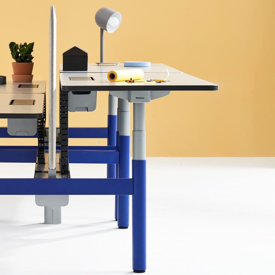 Meja dan Kursi ini Upgrade Sikap Kerja yang Sehat! CASA Indonesia