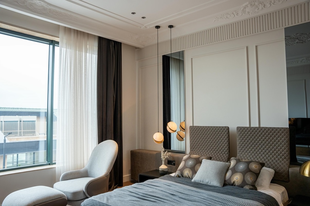 wall moulding kamar tidur