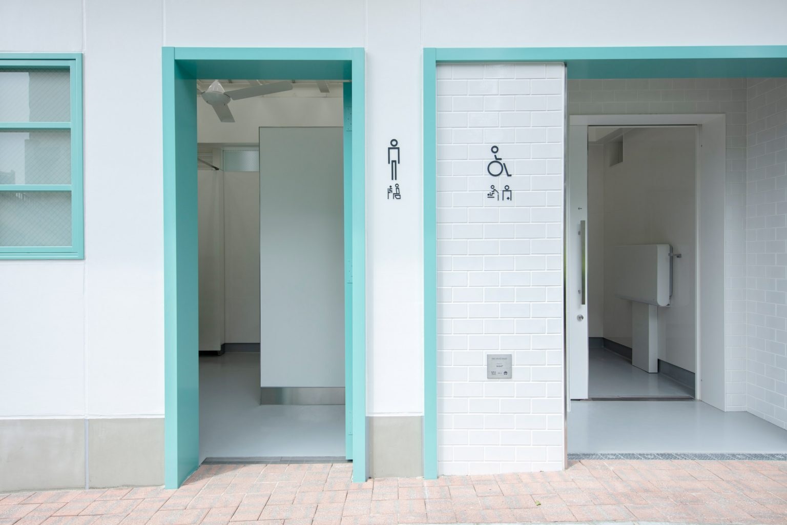 Toilet Umum Nostalgic Didesain oleh Fashion Designer CASA Indonesia