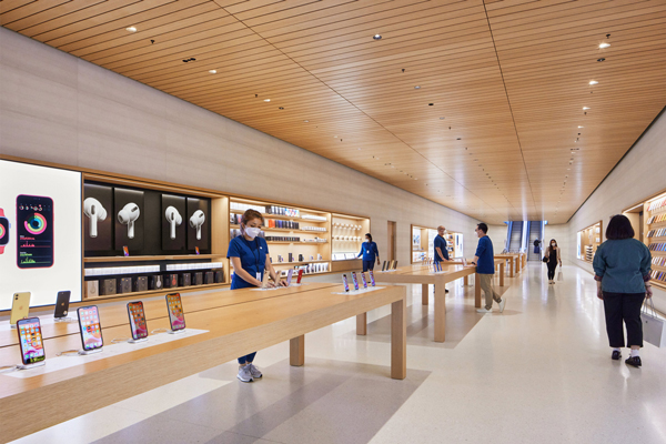 Apple Buat Bola Raksasa Mengapung Di Teluk Singapura / Apple 9