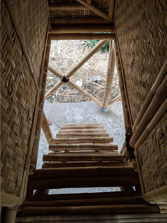 Rumah Bambu Jadi Solusi Gempa di Indonesia