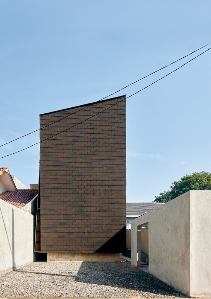 fasad rumah gaya modern / rumah tampung oleh arms / william sutanto
