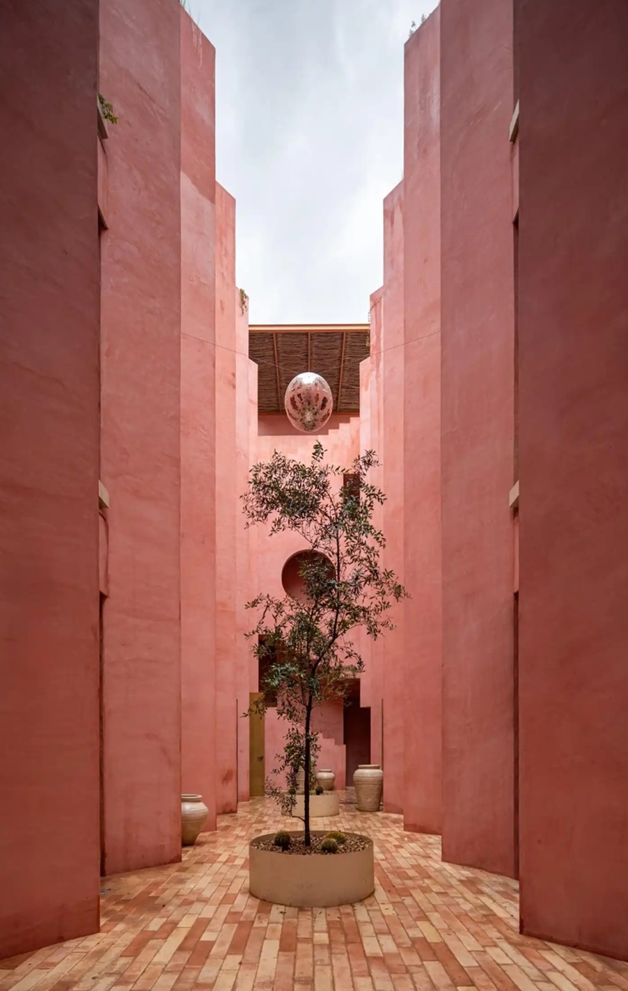 laiva plaza hotel_casa indonesia