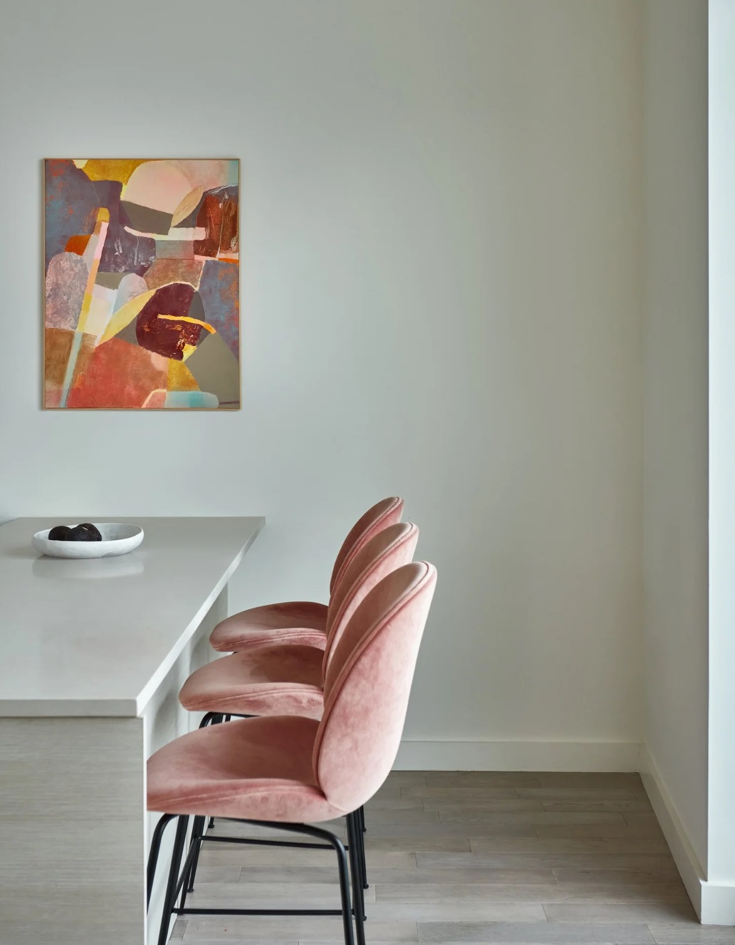 elegan dan simpel! desain understated luxury penthouse di la