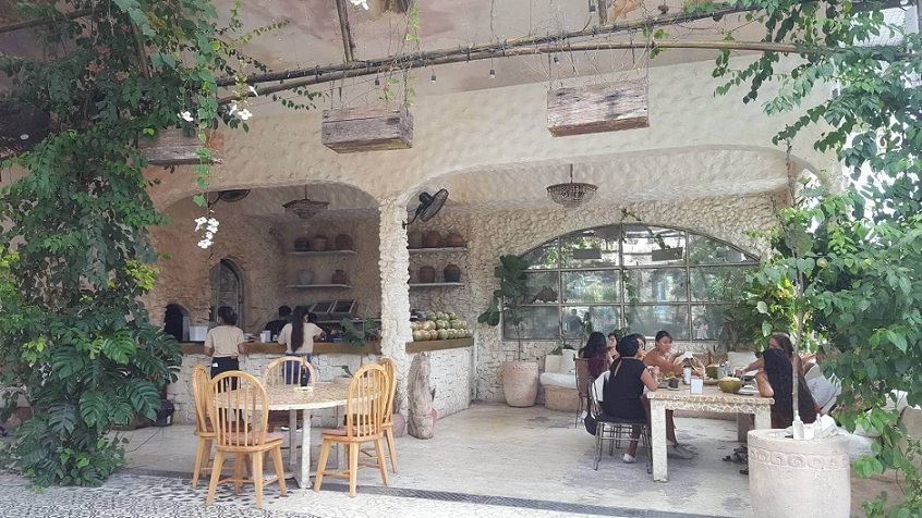 Baru di Bali, Restoran Instagramable Bergaya Romawi CASA Indonesia