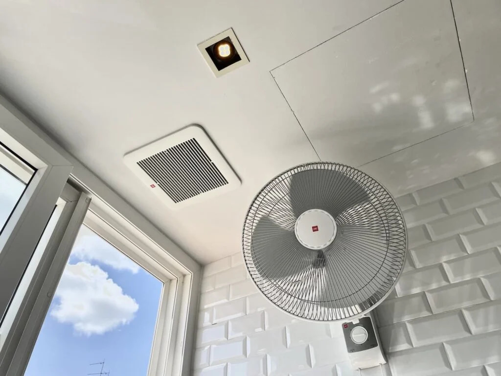 fungsi exhaust fan di kamar tidur