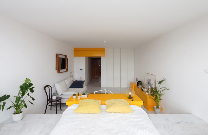 Cerahkan Apartemen Minimalis 30m2 Pakai Warna Kuning / Alexander Bogorodskiy / Corpo Atelier 3