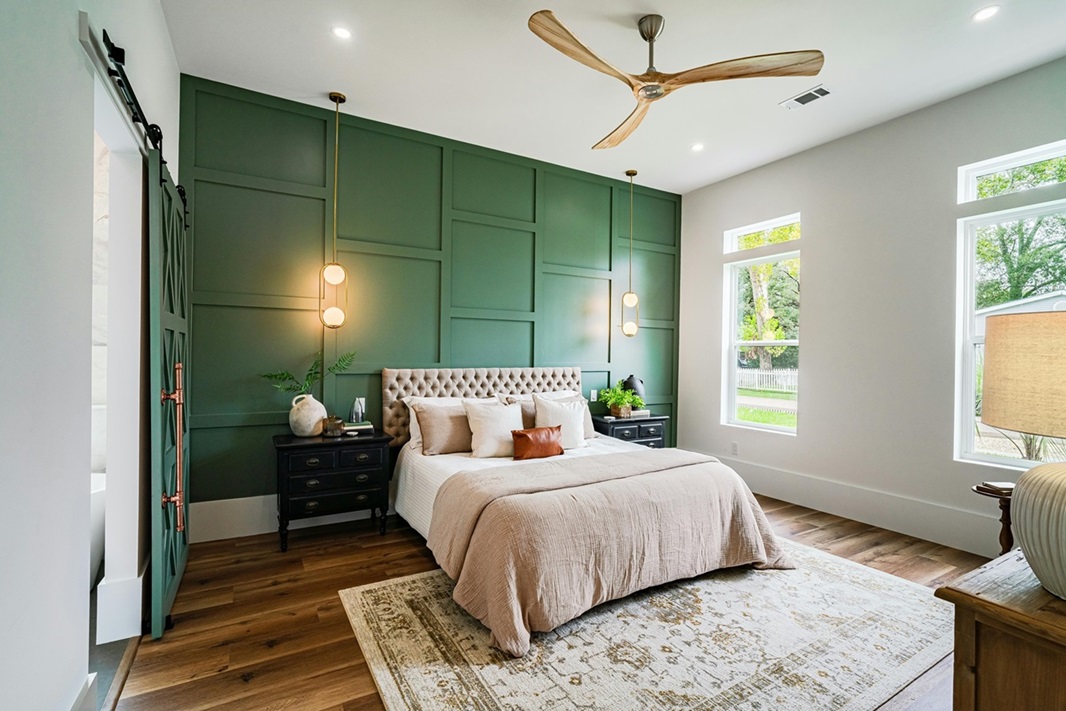 wall moulding kamar tidur