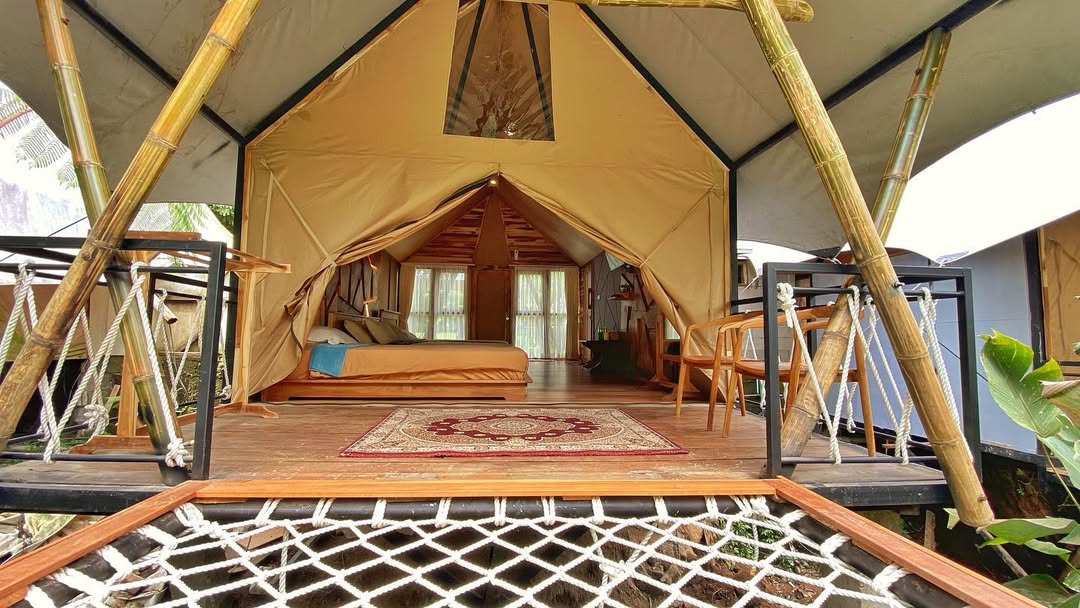 rekomendasi tempat glamping terbaik di jawa barat