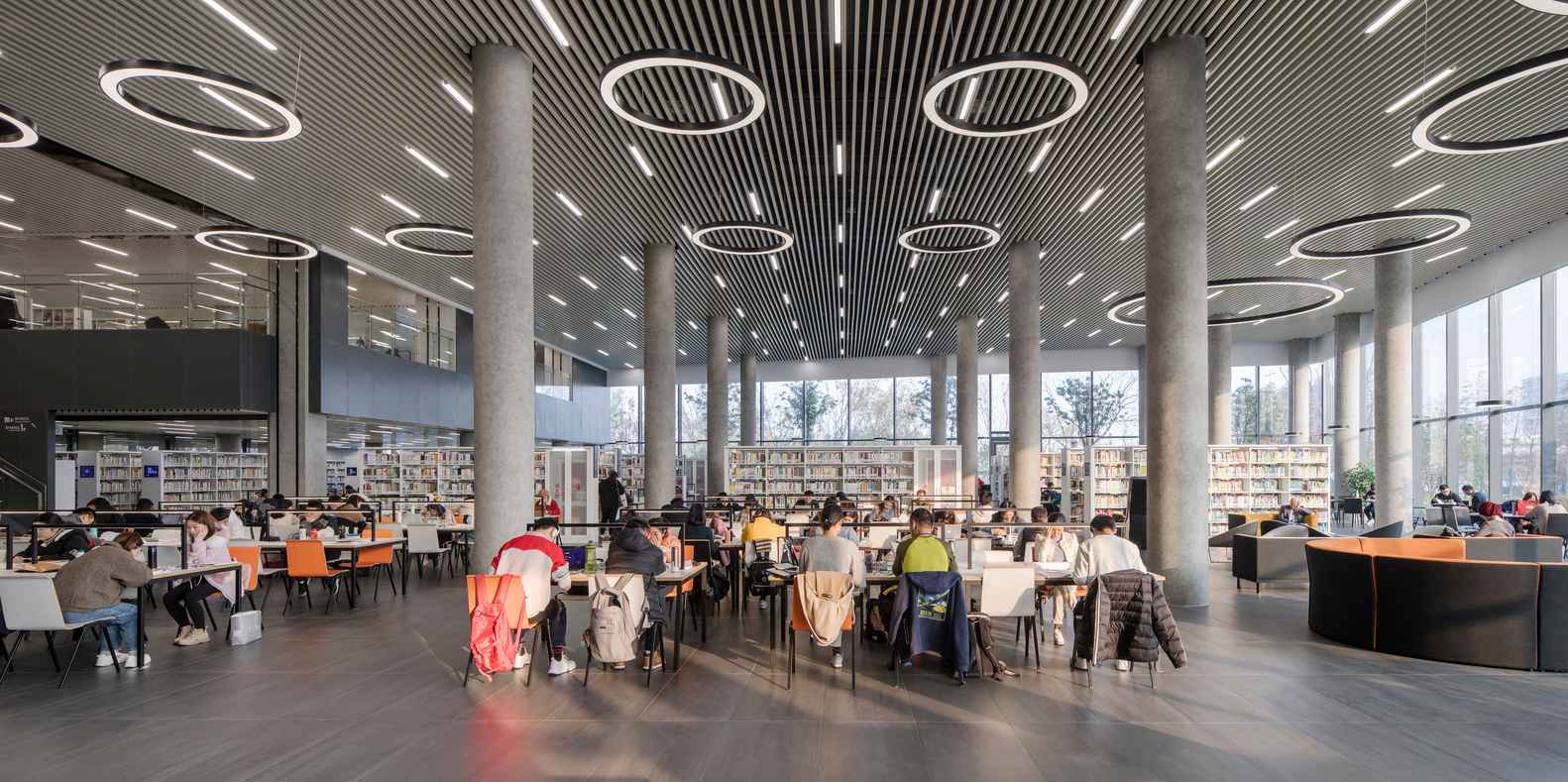 Desain perpustakaan di dunia paling modern yang mengikuti perkembangan zaman. Dibangun dengan konsep yang unik hingga paling megah._1.2