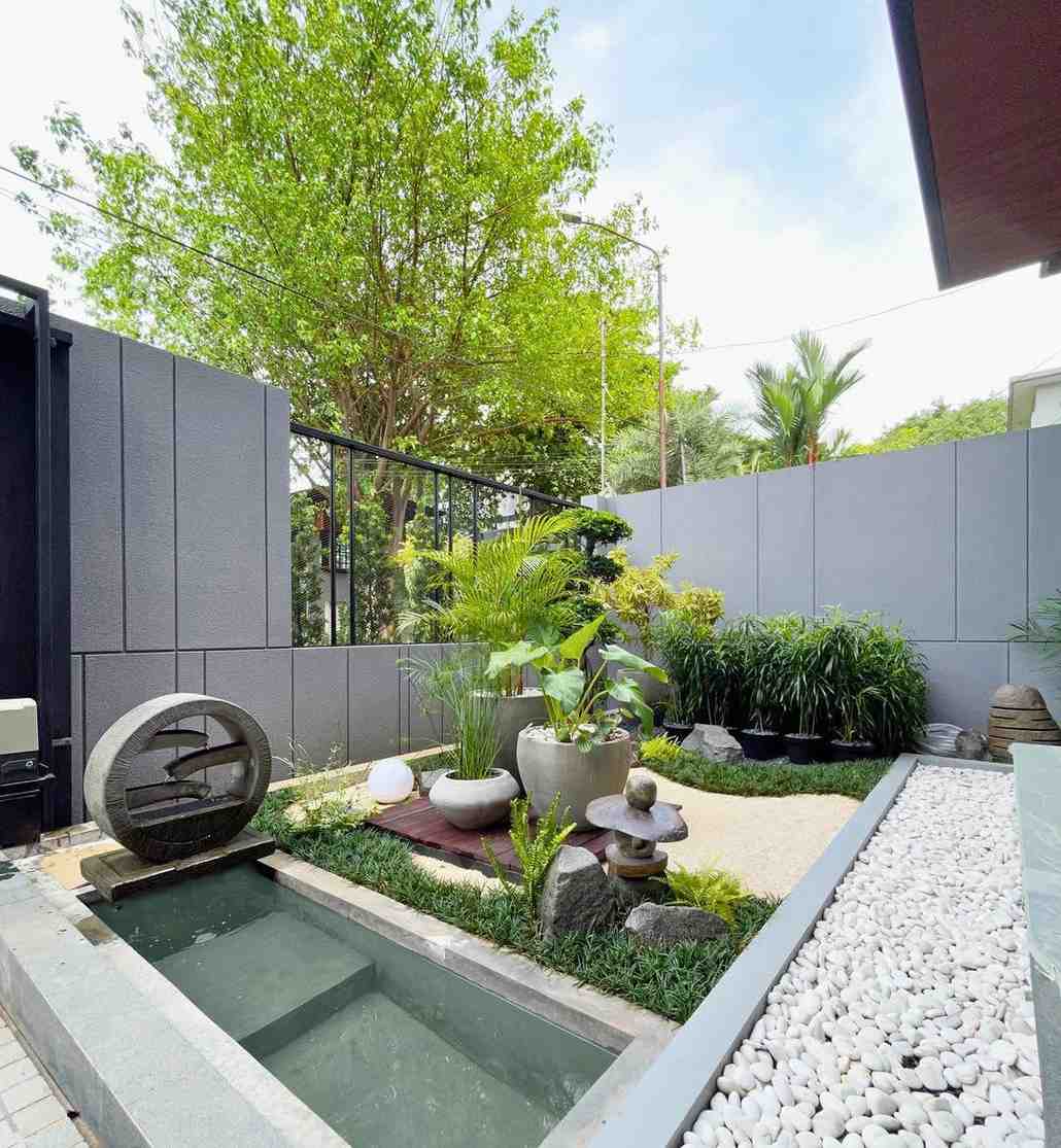 taman minimalis belakang rumah
