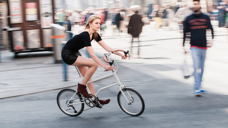 4 Tips Mudah Bersepeda Dengan Aman Di Jalan Raya