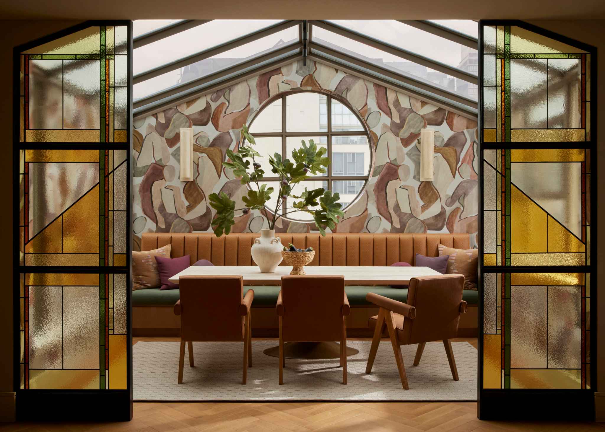 Penthouse Toronto Ini Hidup Kembali dengan Pesona Era 1980