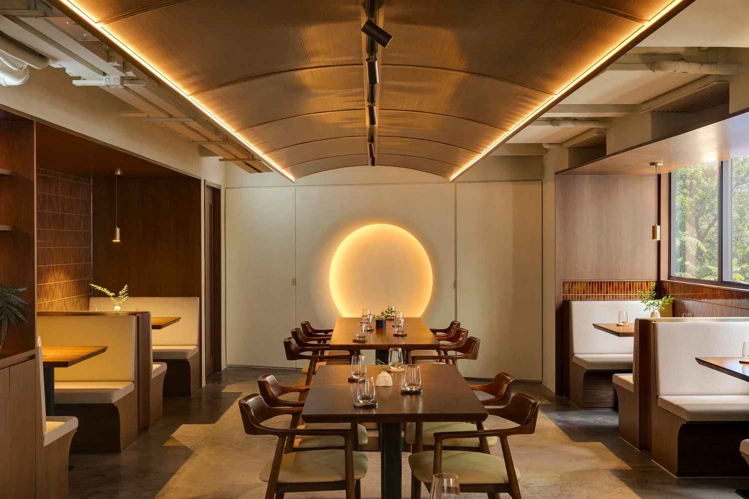 Restoran dengan Konsep Musim di Tengah Hong Kong