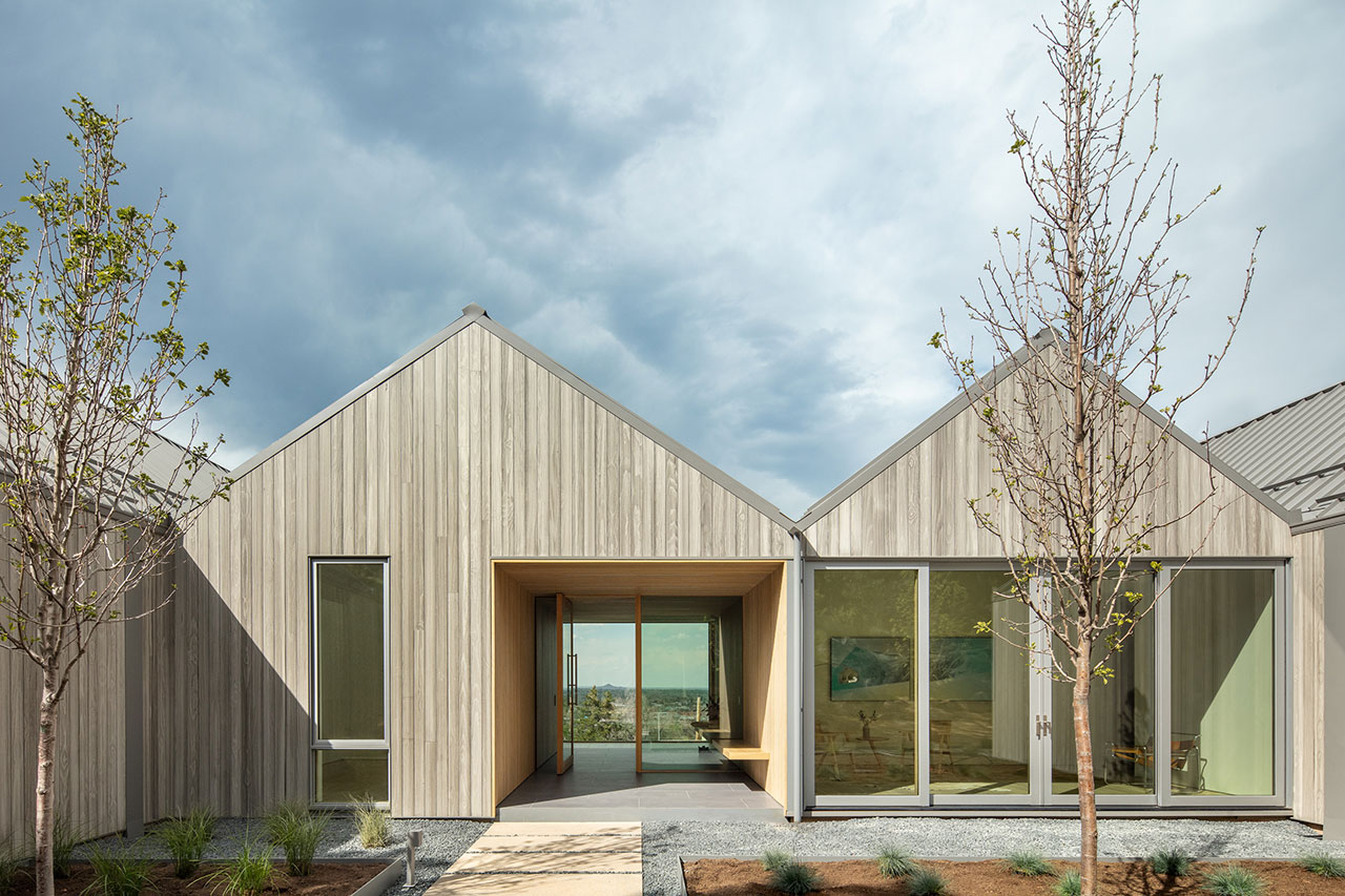 “Less is More” untuk Fasad Rumah Scandinavian 1 Lantai
