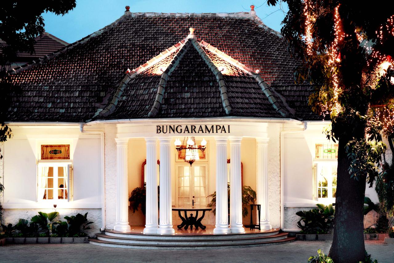 Bunga Rampai, Bangunan Tua 100 Tahun Menjadi Restoran Eksis