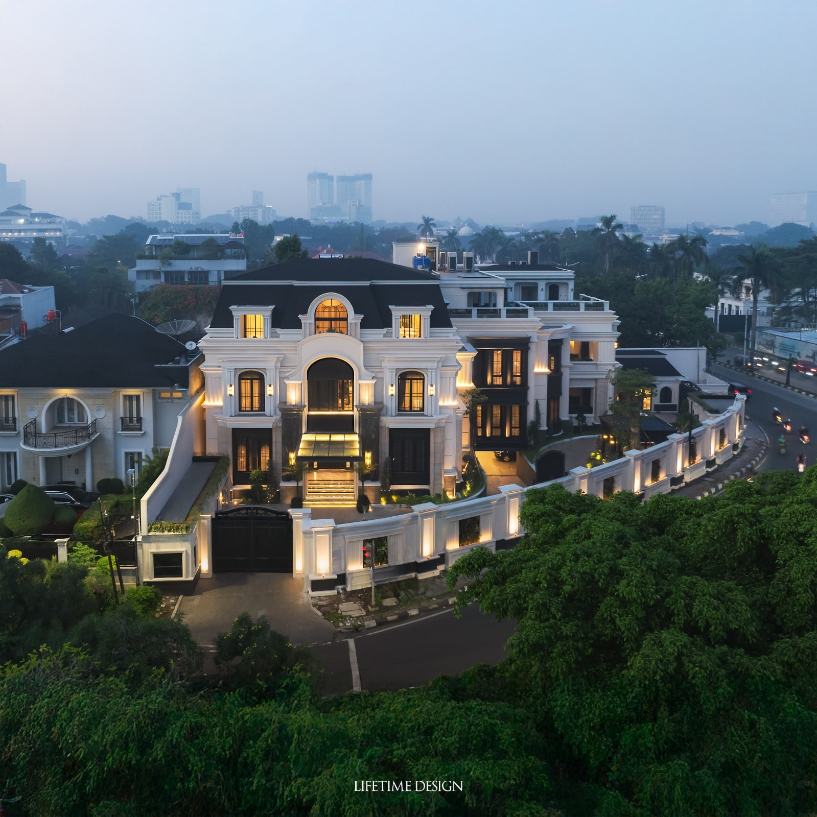 House Tour Karya Lifetime Design di Bundaran Pondok Indah