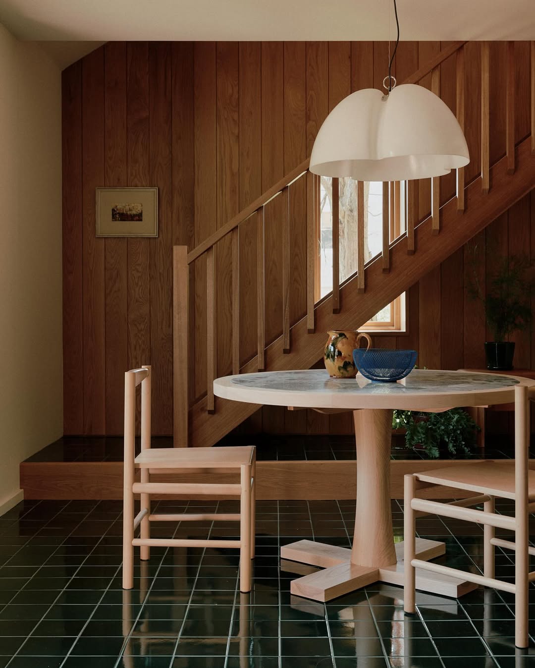 Dari Vintage ke Modern, Villa Ini Jadi Idaman Banget