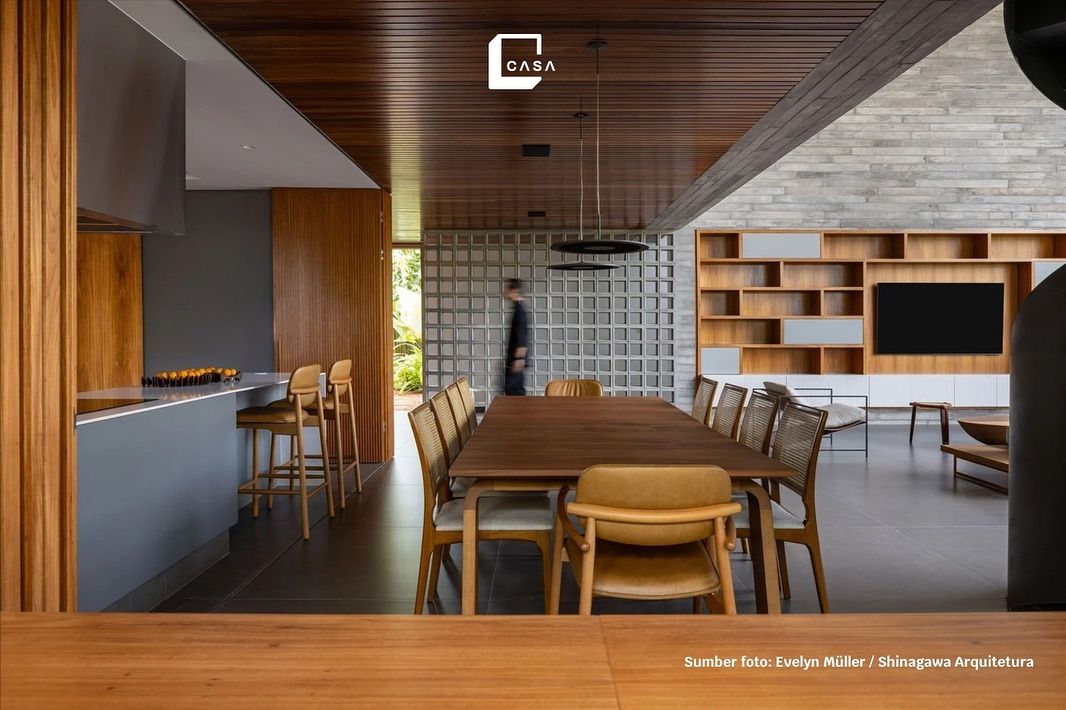 6 Model Kursi Makan dari Kayu yang Timeless dan Estetis
