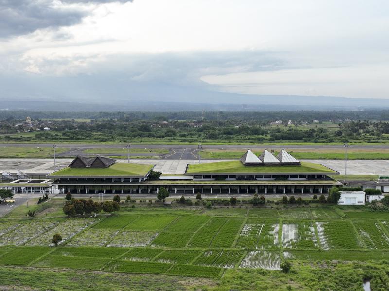 10 Arsitek Indonesia Terkenal dan Karya Ikonisnya