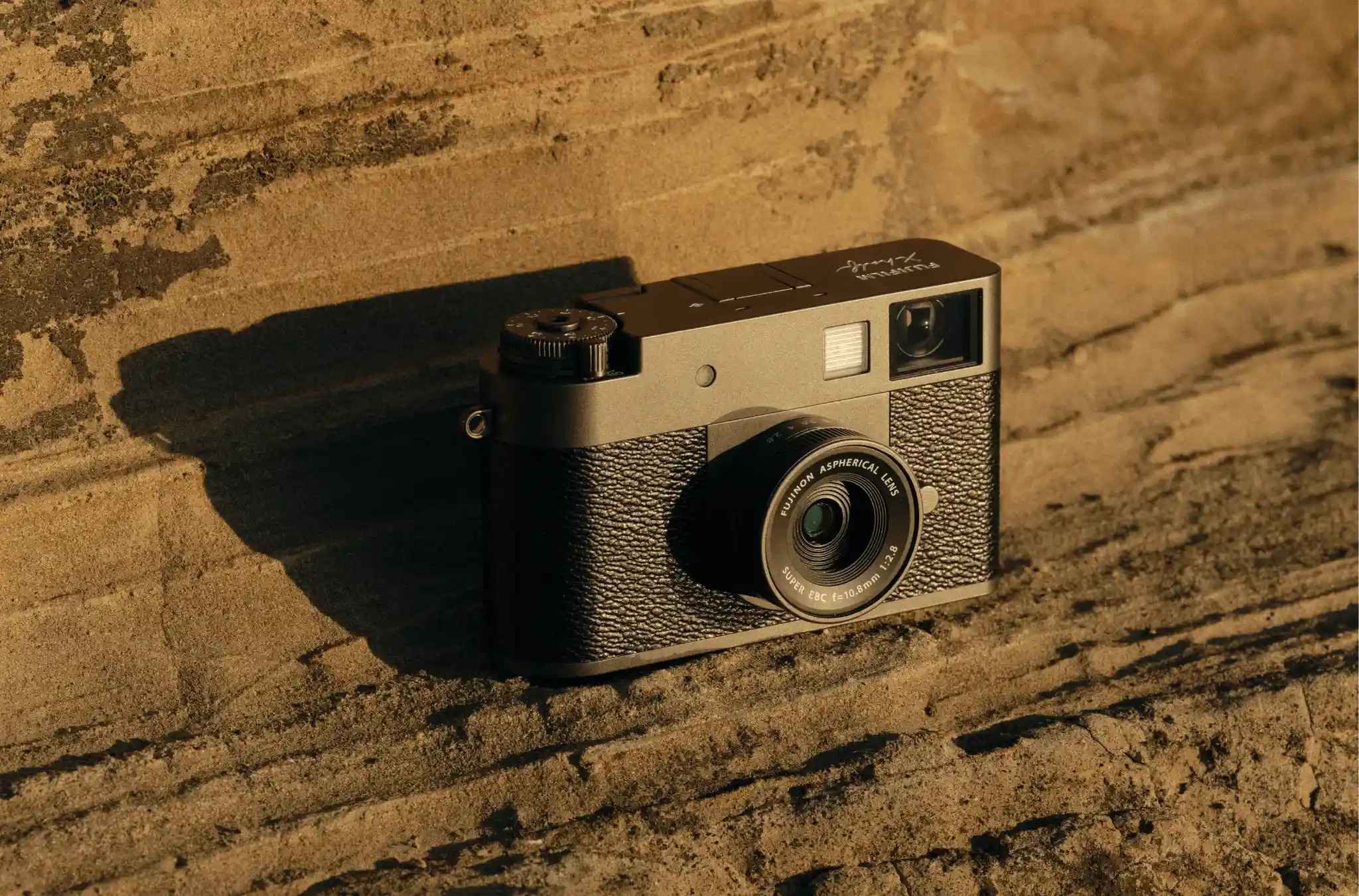 Fujifilm X Half: Gaya Analog, Praktis Dibawa Kemana Saja