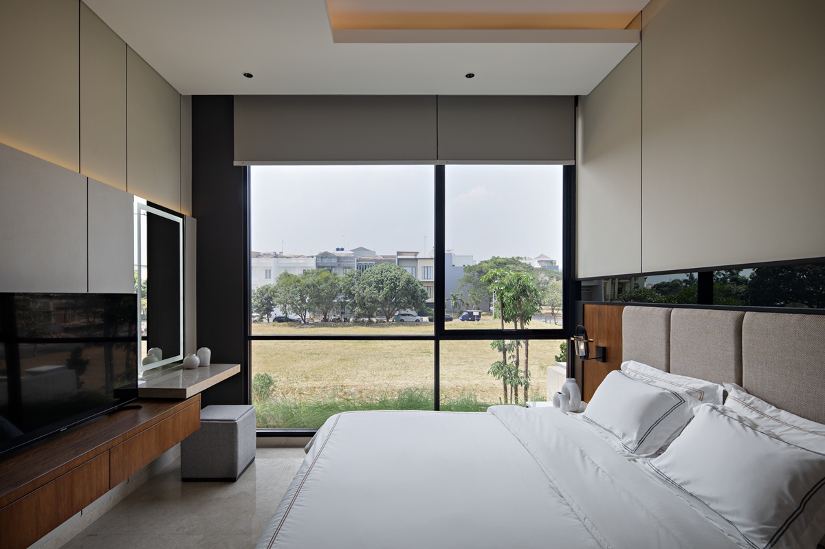 4 Desain Lemari Pakaian ini Cocok untuk Kamar Sempit!
