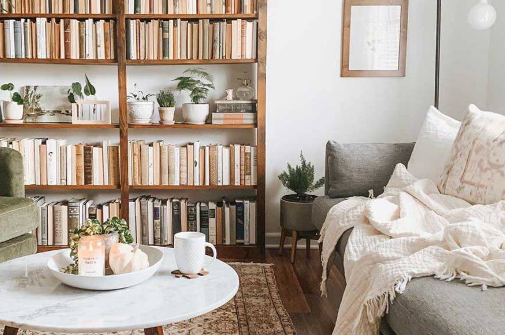 Perpustakaan di Rumah: Dari Sudut Kosong Jadi Ruang Membaca