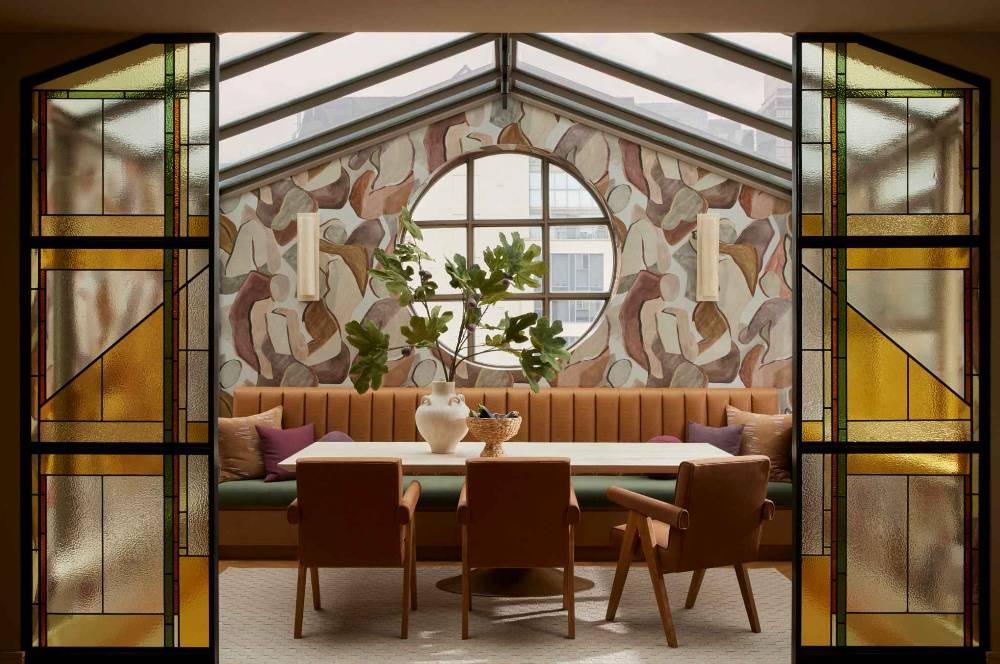 Penthouse Toronto Ini Hidup Kembali dengan Pesona Era 1980