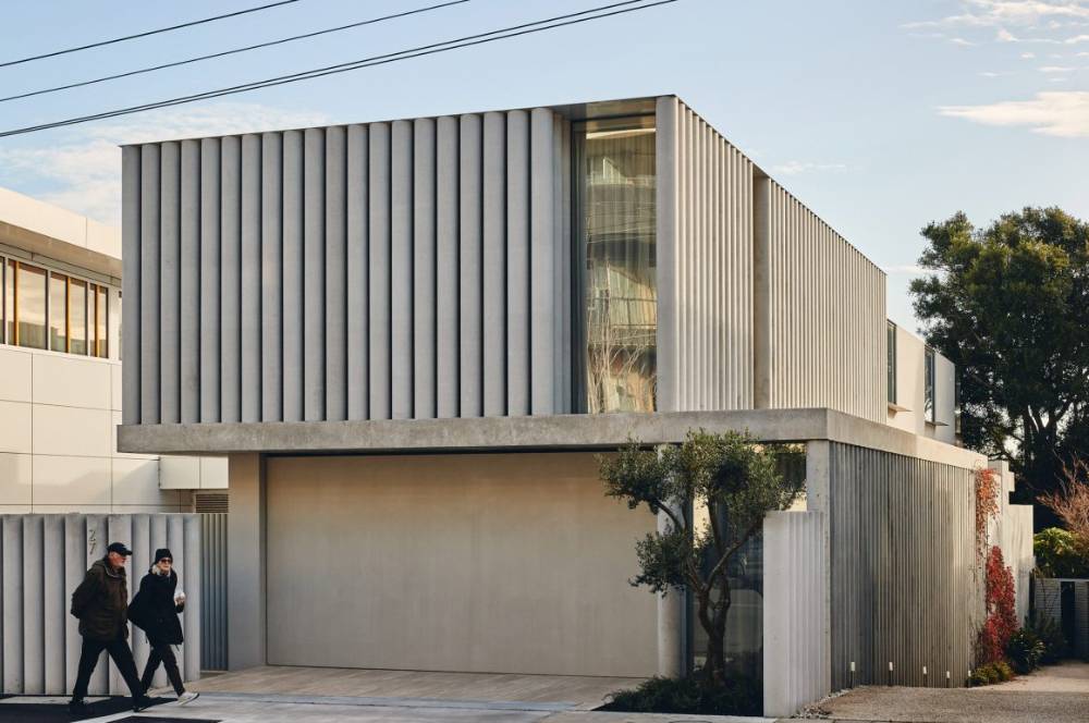 Concrete Curtain: Rumah Futuristik yang Bikin Kagum!