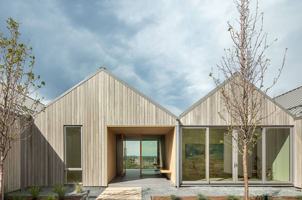 “Less is More” untuk Fasad Rumah Scandinavian 1 Lantai