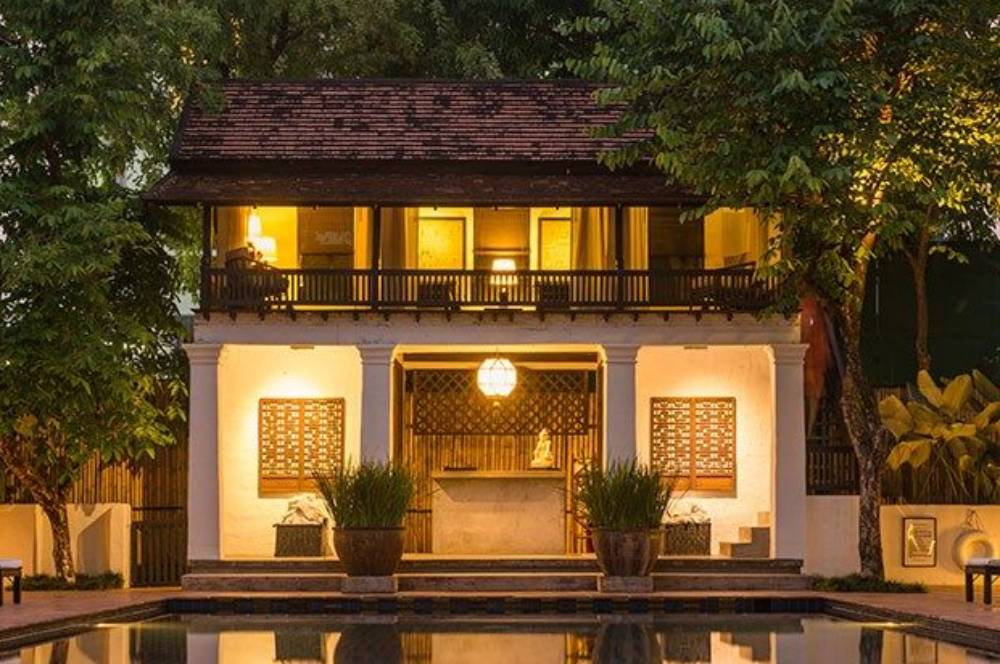 Inspiratif! 6 Ide Rumah Klasik Modern 2 Lantai yang Timeless