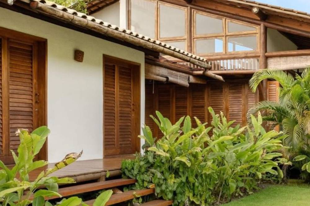 5 Desain Rumah Bernuansa Kayu, Ciptakan Hunian yang Nyaman!