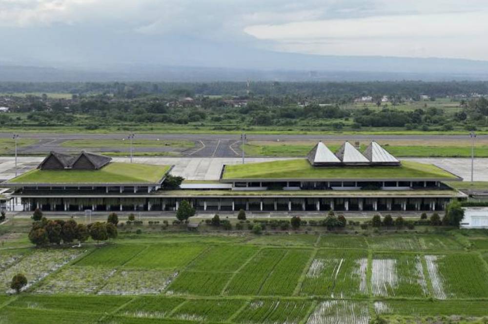 10 Arsitek Indonesia Terkenal dan Karya Ikonisnya