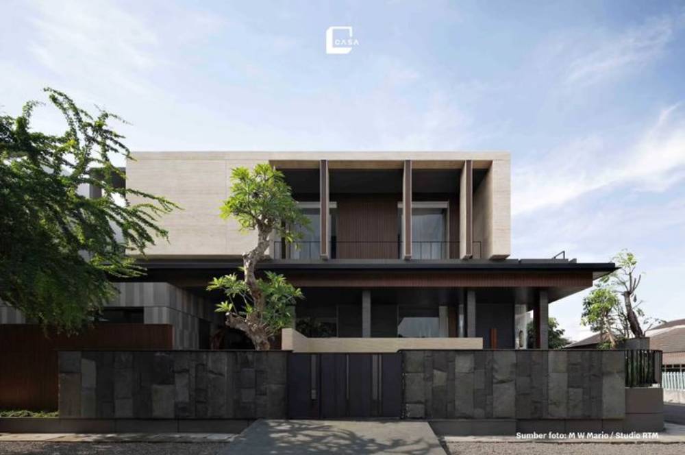 6 Model Pagar Batu Alam Cantik untuk Rumah Modern