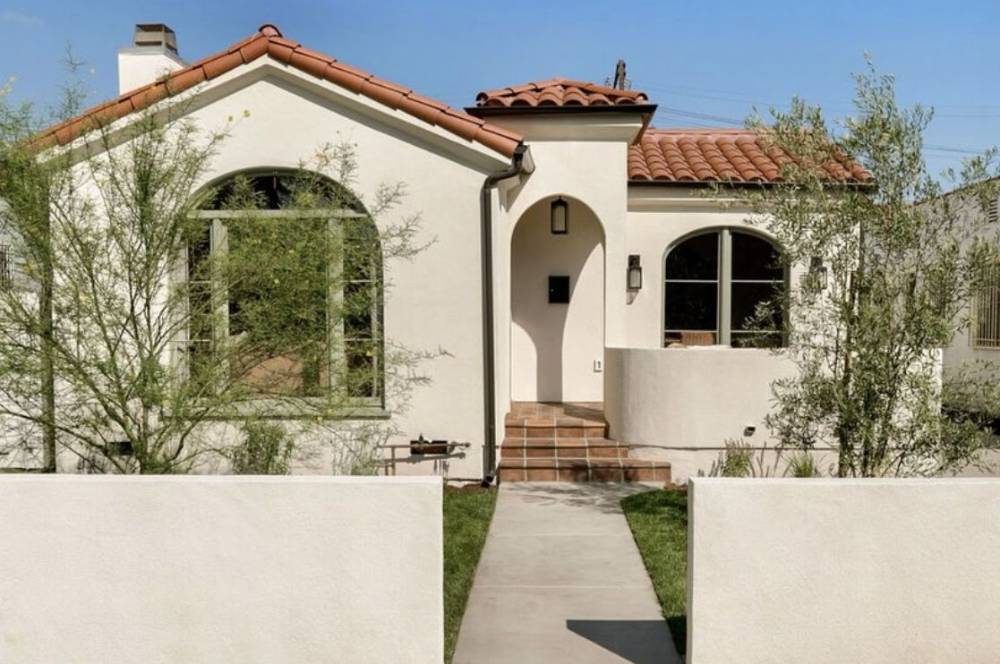 7 Elemen Eksterior Klasik Mediterania untuk Rumah 1 Lantai