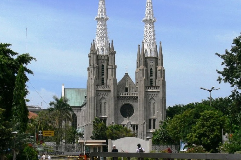 Wisata Religi di 5 Gereja Indonesia Tertua
