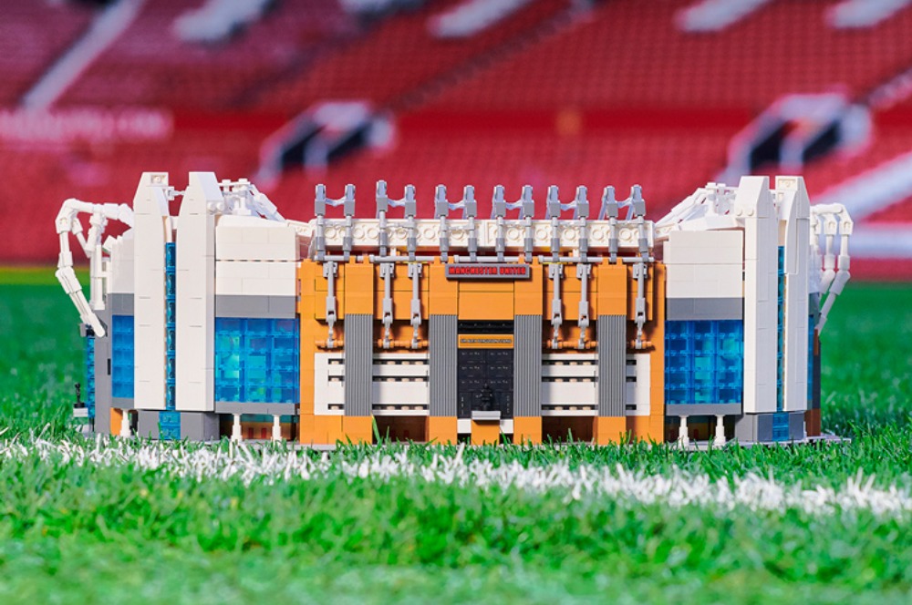 Persembahan Khusus dari Lego untuk Manchester United