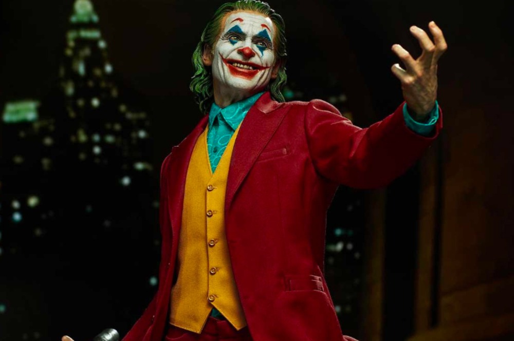 Figurine Joker Ini Dirancang Dengan Detail Yang Nyata