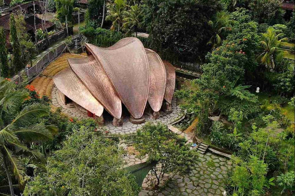 Gedung Berstruktur Bambu di Bali Raih International Award!