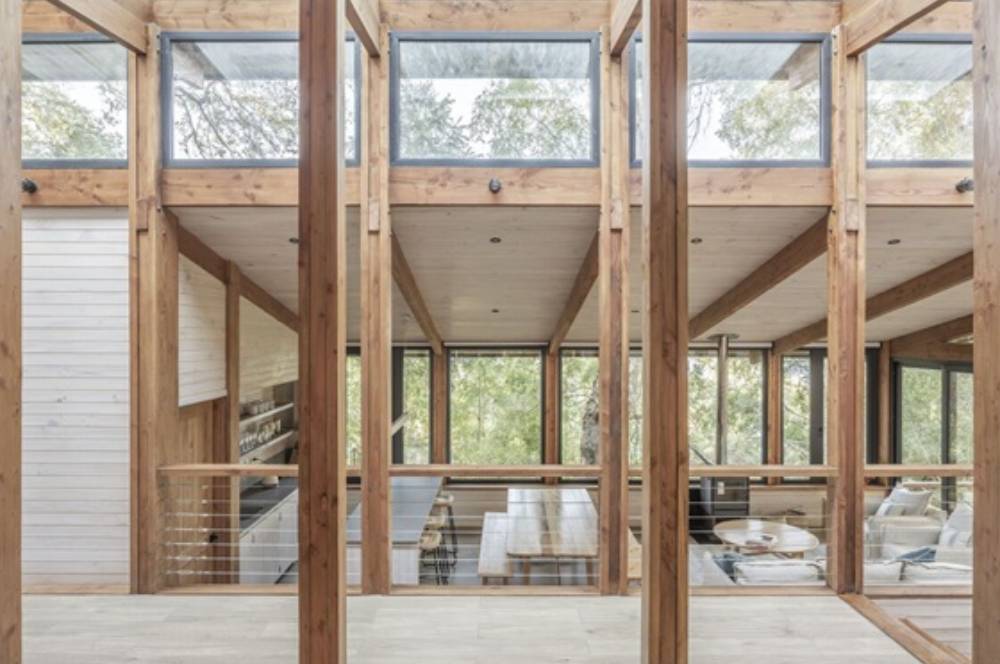 7 Inspirasi Rumah Kayu Minimalis, Sederhana yang Menawan!