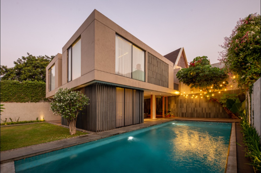 Desain Rumah Tropis Modern dan Ideal Untuk Keluarga