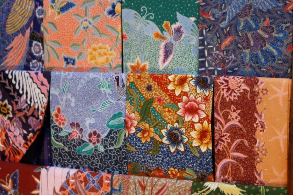 Nama Batik dan Asal Daerahnya yang Jadi Warisan Budaya