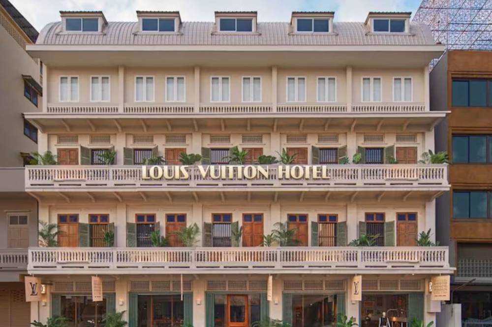 Louis Vuitton ‘Hotel’ Pop-Up di Rumah 100 Tahun