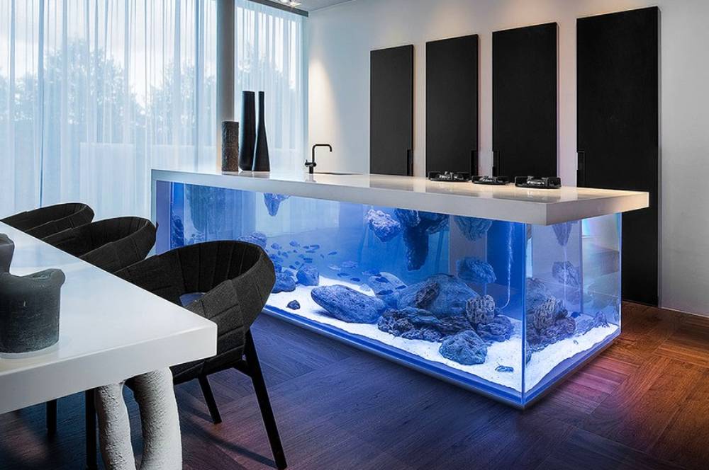 Meja Aquarium Minimalis yang Cantik dan Efisien Tempat!