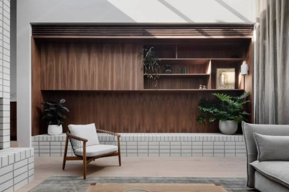 Model Dinding Ruang Tamu Terbaru, Cantik, Elegan & Timeless!